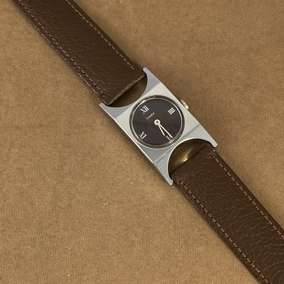 SoldVintage Original Timex 1950's Designer Watch - Picture 6 of 6